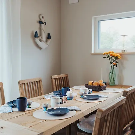 Neu Rügen Resørt Großzügiges, Gemütliches Familienhaus Liv Mit Terrasse
