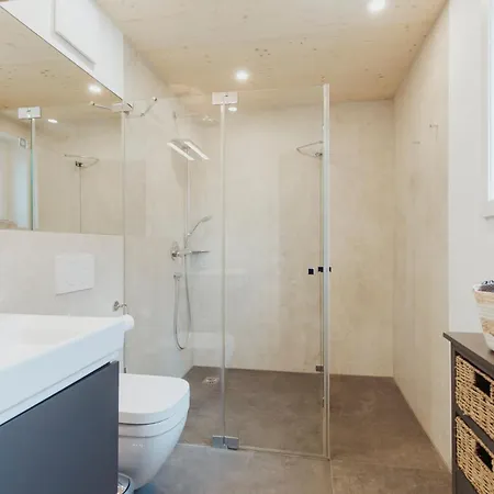 Neu Rügen Resørt Großzügiges, Gemütliches Familienhaus Liv Mit Terrasse Ferienhaus *