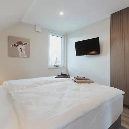 Neu Rügen Resørt Großzügiges, Gemütliches Familienhaus Liv Mit Terrasse *